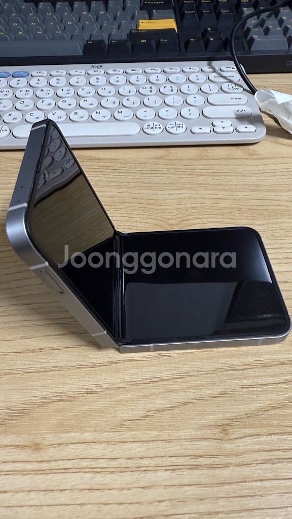 갤럭시 Z플립6 256기가--7