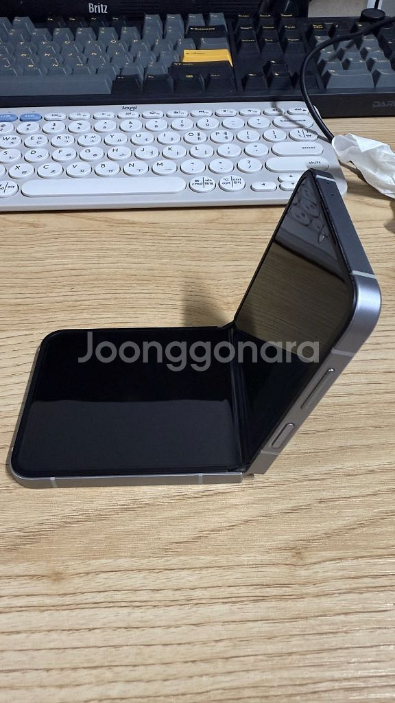 갤럭시 Z플립6 256기가--11