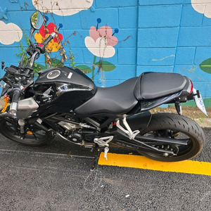 19년식 혼다 cb125r 27xxkm
