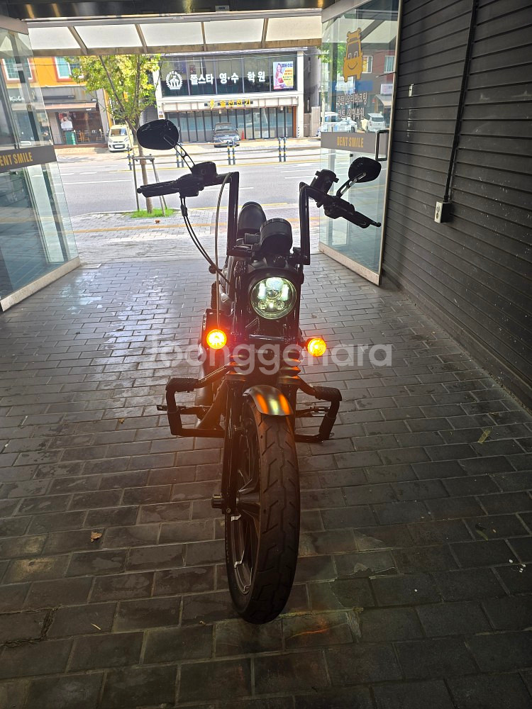 [서울]2020년 아이언883팝니다. 무사고 17300--5