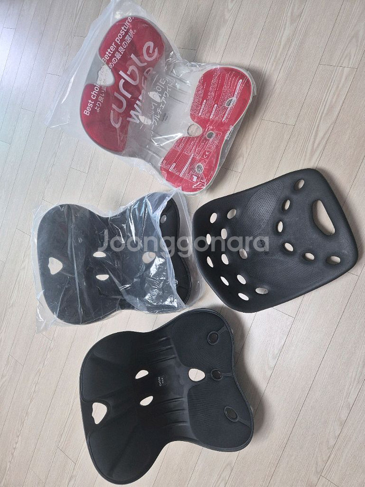 커블체어, 백조이 등 의자용 자세 교정 기구 판매--0
