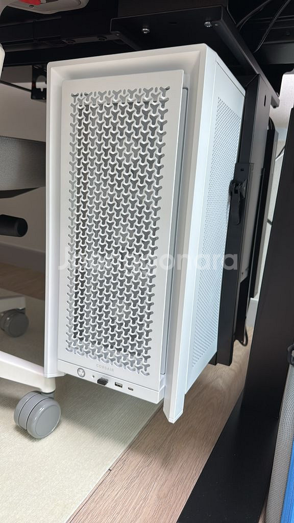 rx9070xt 9800x3d 풀 커세어 시스템--1