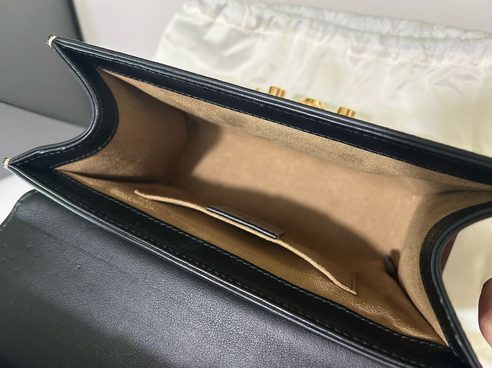 구찌 패드락 스몰 숄더백 이미지