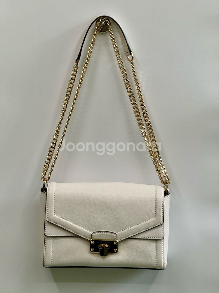 마이클코어스 MK 화이트 숄더백 크로스백--1