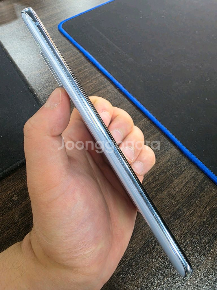 갤럭시S20 플러스 256G 가성비 상태굿 중고폰--1