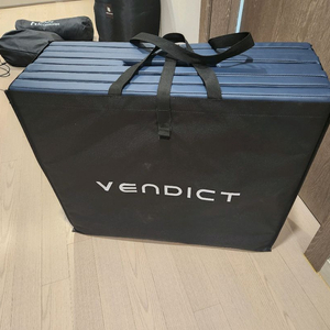 벤딕트 차박 매트 VER2 L사이즈 판매 합니다.