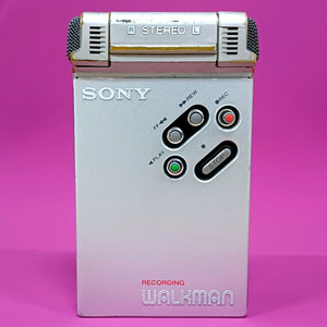 소니 워크맨 WM-R2