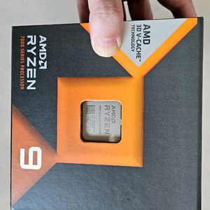 AMD Ryzen9 7950X3D 풀박CPU팝니다