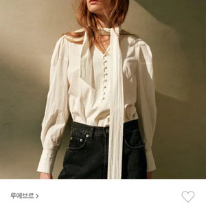LOEUVRE 루에브르 타이 퍼프 슬림 블라우스 렉토