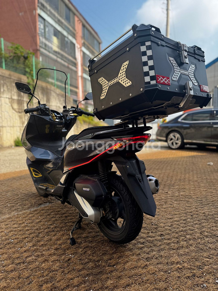혼다 Pcx125 ABS 22년형 3만Km 판매합니다.--6