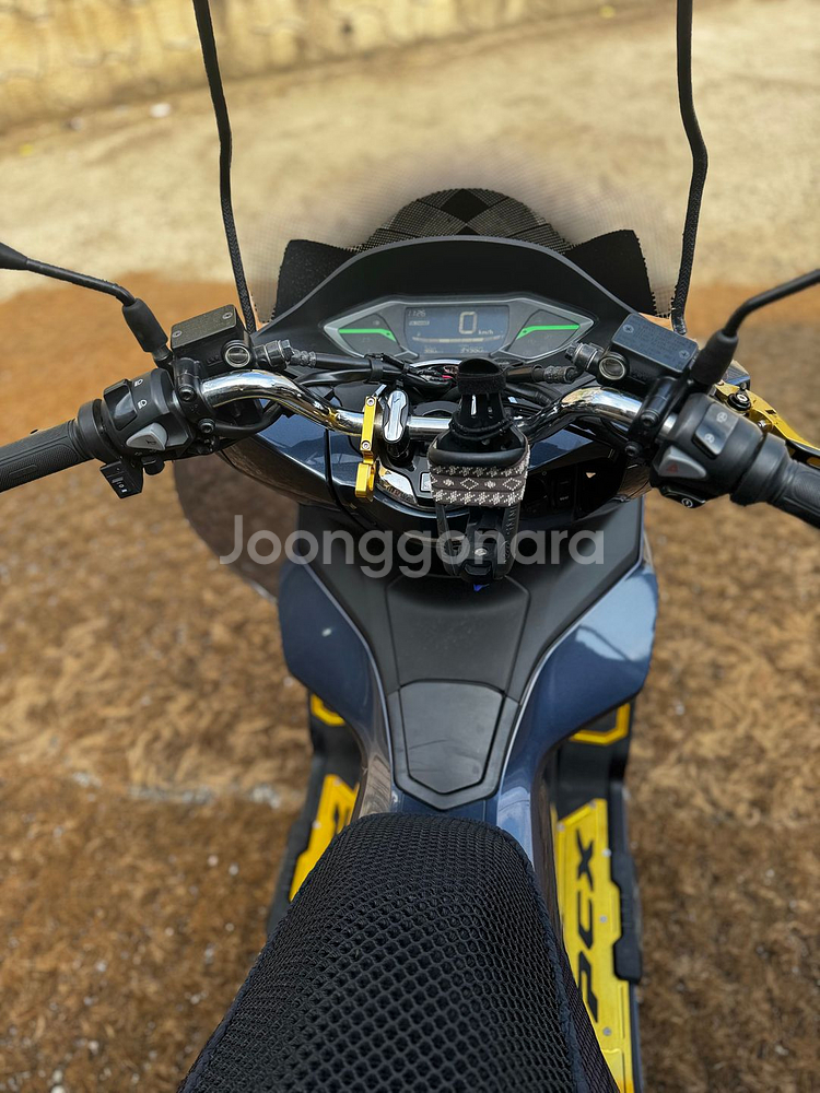 혼다 Pcx125 ABS 22년형 3만Km 판매합니다.--8