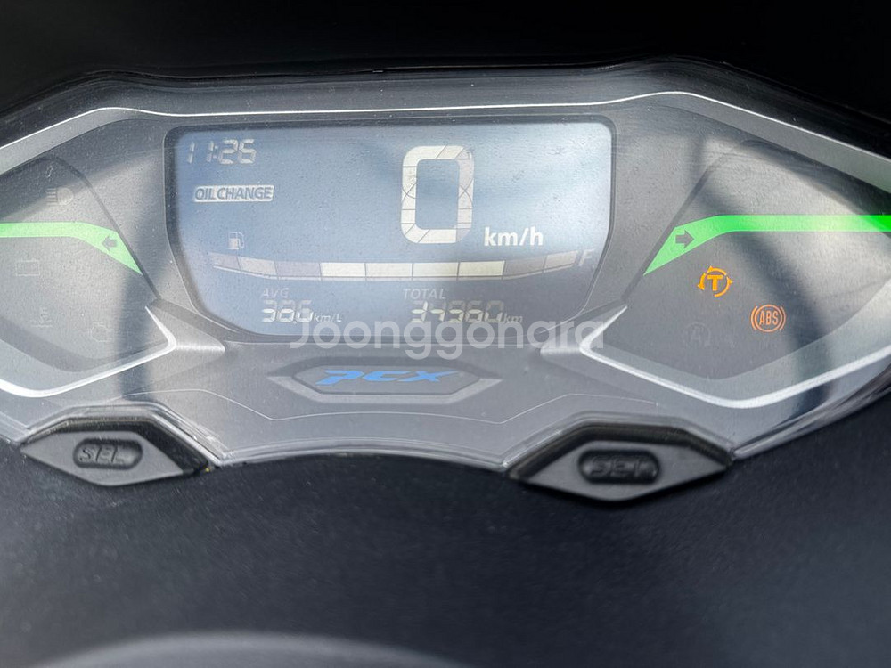 혼다 Pcx125 ABS 22년형 3만Km 판매합니다.--9