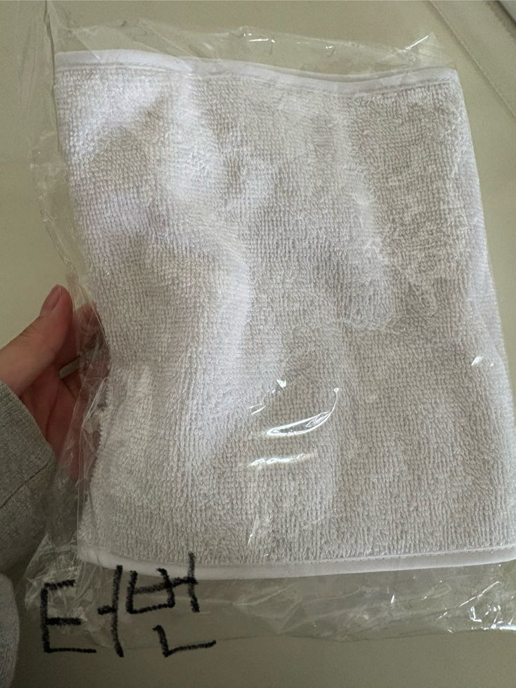 국가고시 메이크업 실기재료 이미지