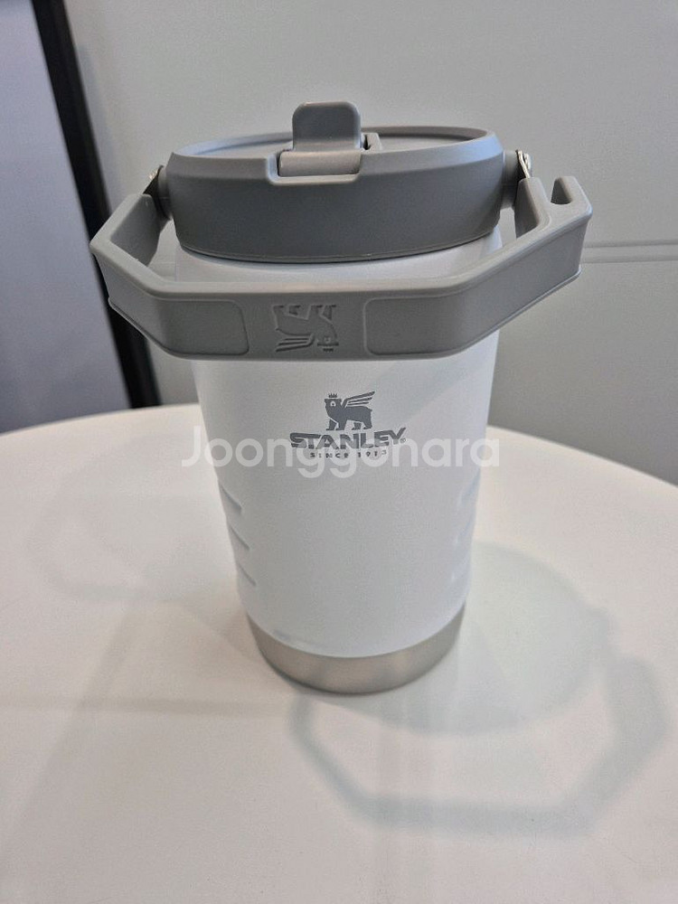 스탠리 아이스플로우 플립 스트로 저그 1.18L 새상품--2