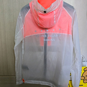 스톤투명형광바람막이