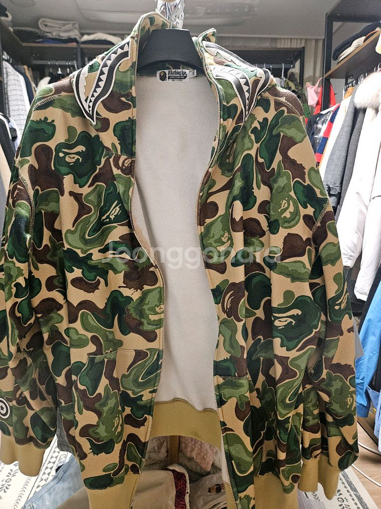 베이프 아트 카모 후드집업 XXL--1