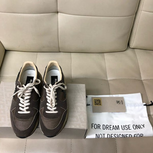 골든구스 런닝솔(40사이즈)