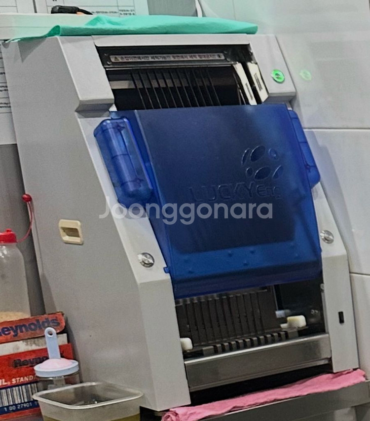 럭키엔지니어링 김밥 절단기 판매합니다 LCC-105--1