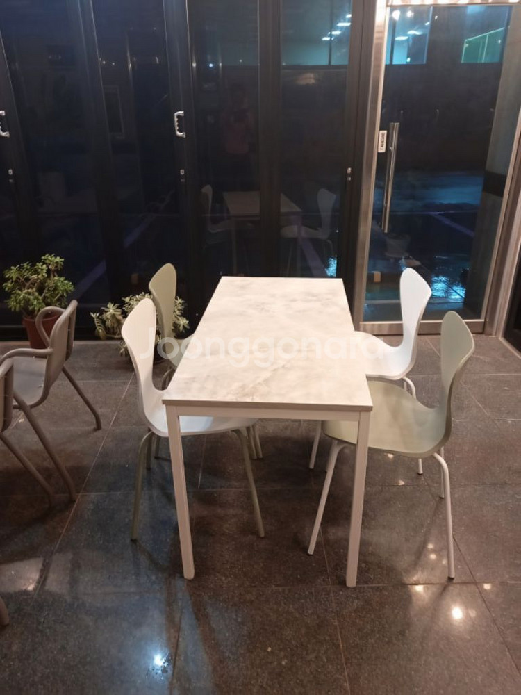 2인 4인용 업소용 가정용 식당 카페 원목 테이블 식탁--4