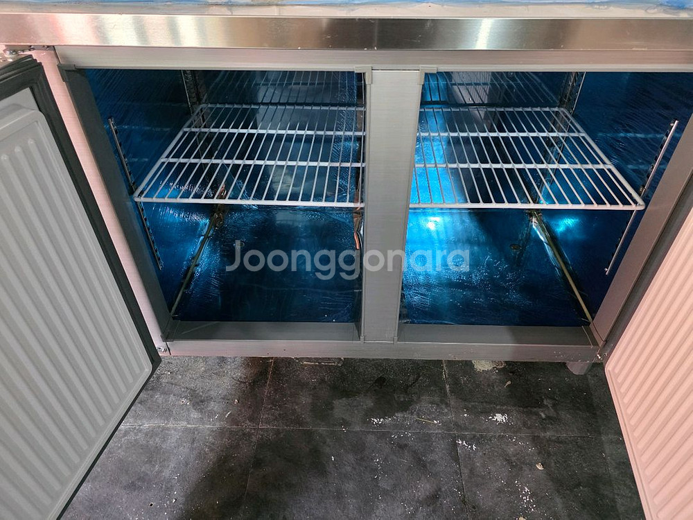 카페사용 1500테이블 냉장 냉동고 판매합니다--2