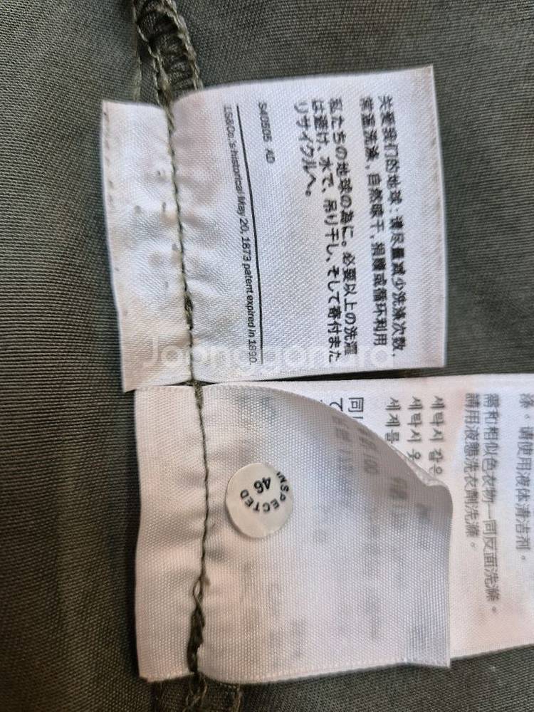 리바이스 후드 야상 카키색 L사이즈 점퍼입니다. 후드와--5