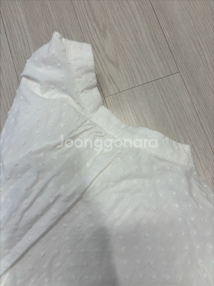 새상품 간절기 자수블라우스--5