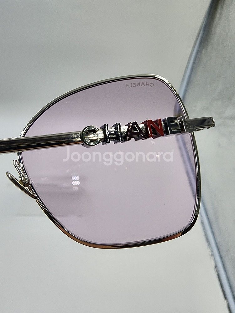 넬 CH4283 버터플라이 틴트 선글라스--6