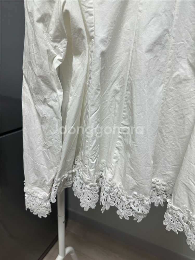 레이스 포인트 화이트 블라우스 55--3