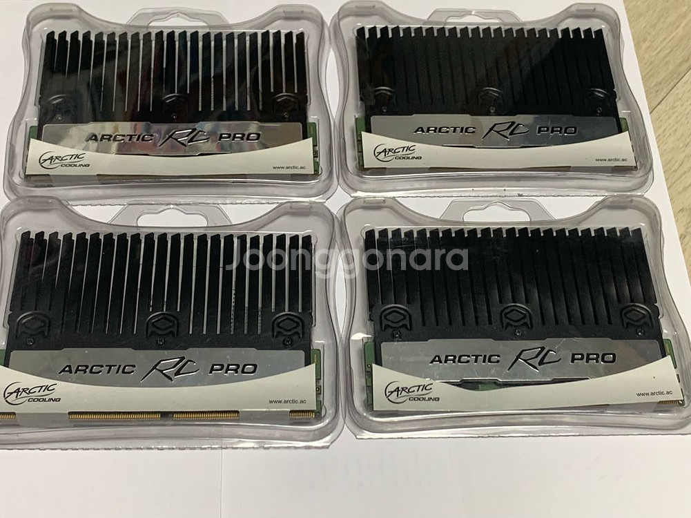 삼성 DDR4 16G 2개 총 32GB--0