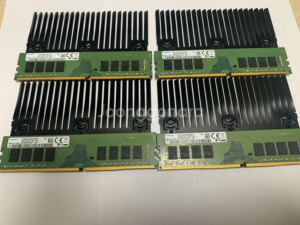 삼성 DDR4 16G 2개 총 32GB--1