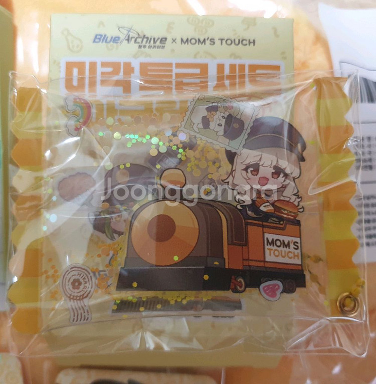 블루아카이브 맘스터치 콜라보 굿즈--1