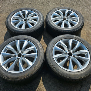 인피티니qx50 19인치 휠타이어 세트