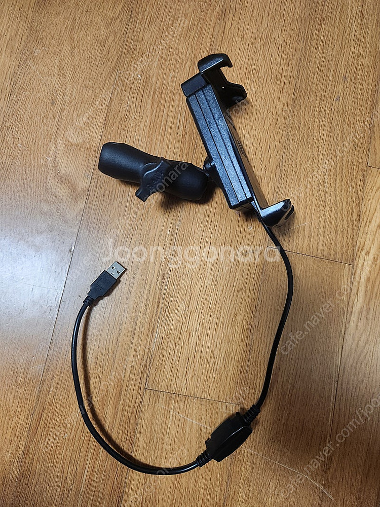 휴대퐁 충전 거치대 RAM 램마운트 무선충전 퀵그립--2