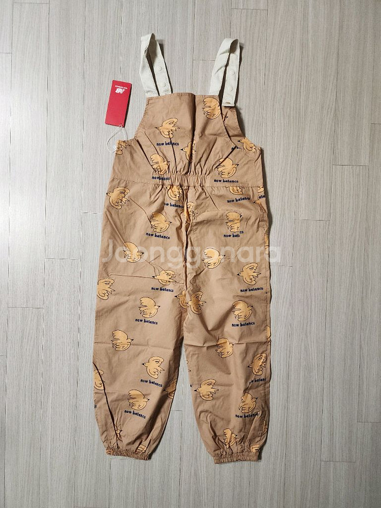뉴발란스키즈 멜빵 바지 140--1