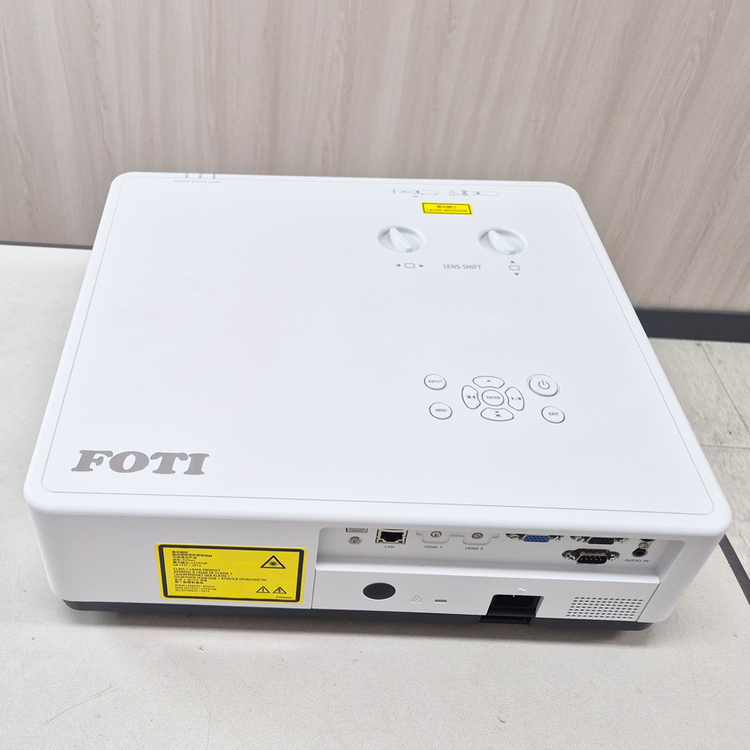 포티 중고프로젝터 FP-SL650U 6500안시 레이저--3