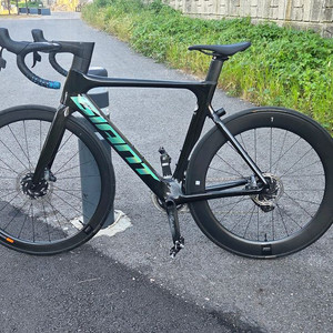 자이언트어드밴스프로0