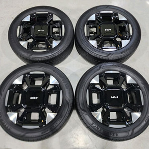 카니발 하이브리드 19인치 휠타이어, 235 55 19