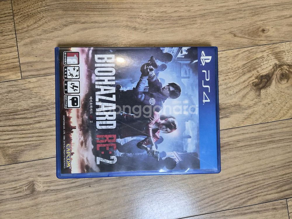 PS4 바이오하자드 RE2 컬렉터즈 한정판 팝니다--6