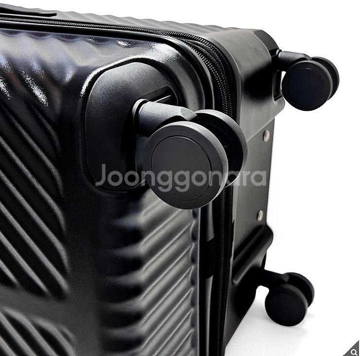 (새상품) 브라이튼 로샤인 여행가방 72cm 26인치--8