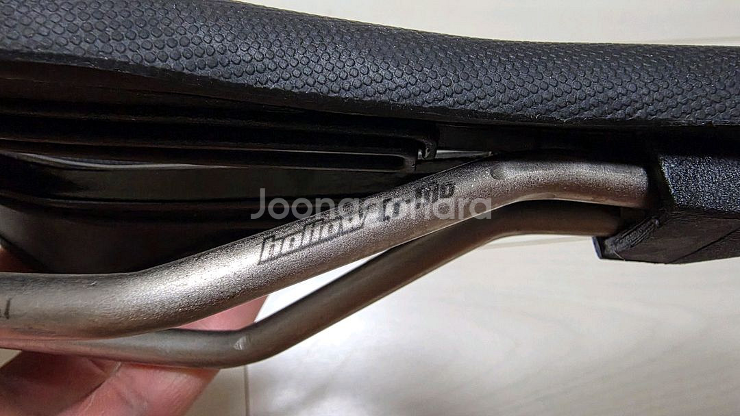 [새상품] 3D 안장 스페셜라이즈드 파워콤프st 자전거--1