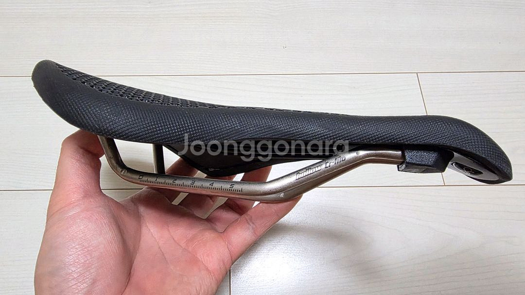 [새상품] 3D 안장 스페셜라이즈드 파워콤프st 자전거--3