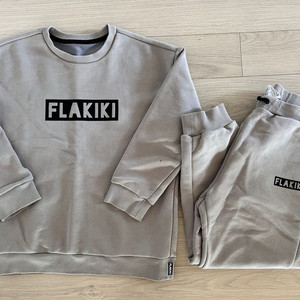 플라키키 상하복 셋업