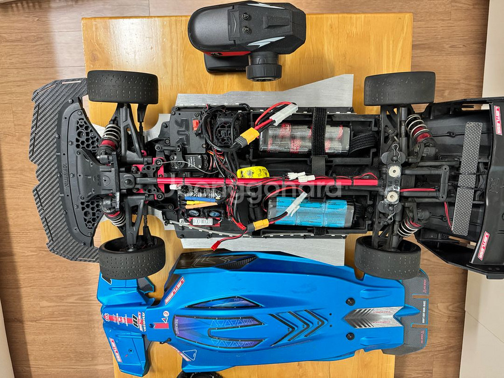 RC카 아르마 리미트리스 6S 1/7 V1--5