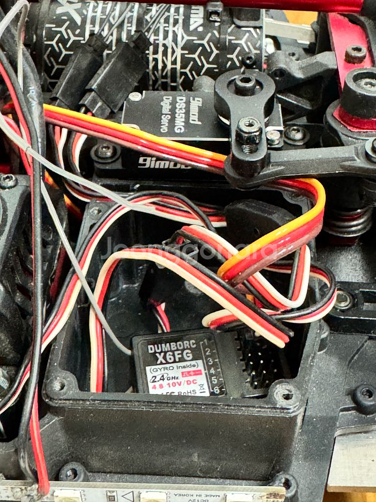 RC카 아르마 리미트리스 6S 1/7 V1--6