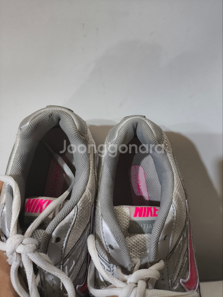245mm 나이키 이니시에이터 실버 러닝화 운동화--5