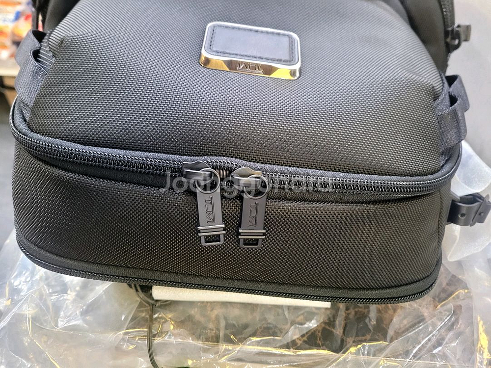투미 알파 브라보 네비게이션 백팩--3
