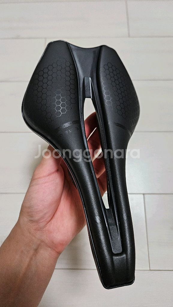 [새상품] 풀카본 안장 초경량 로드자전거 픽시 mtb--2