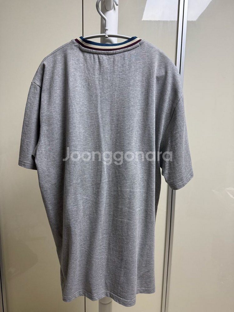 빈폴 그레이 티핑 라운드넥 티셔츠 100사이즈--2