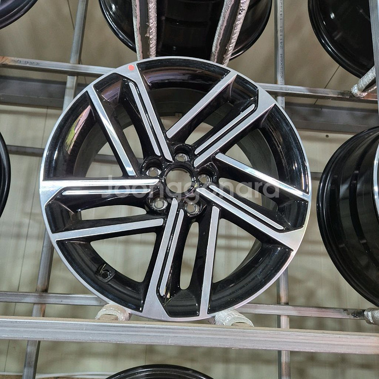 2025년 제네시스G80 19인치 임판급--1