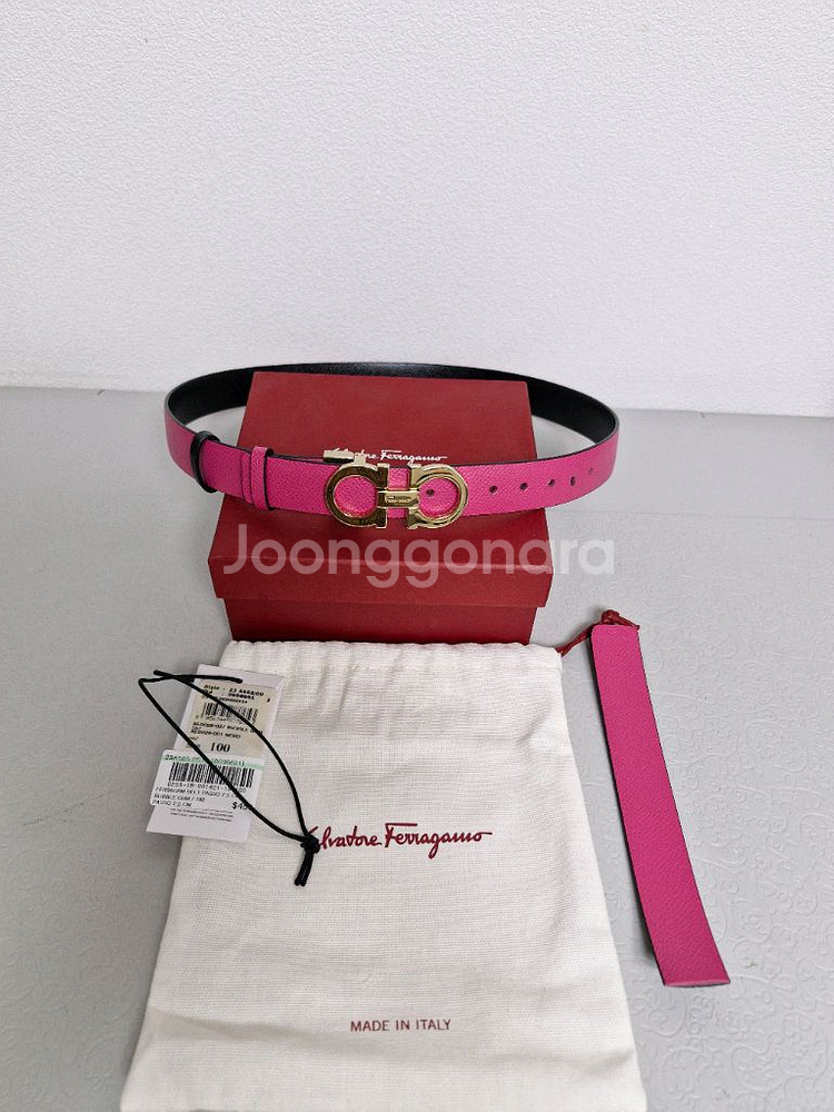 페라가모 간치니 금장 여성벨트 정품입니다--5